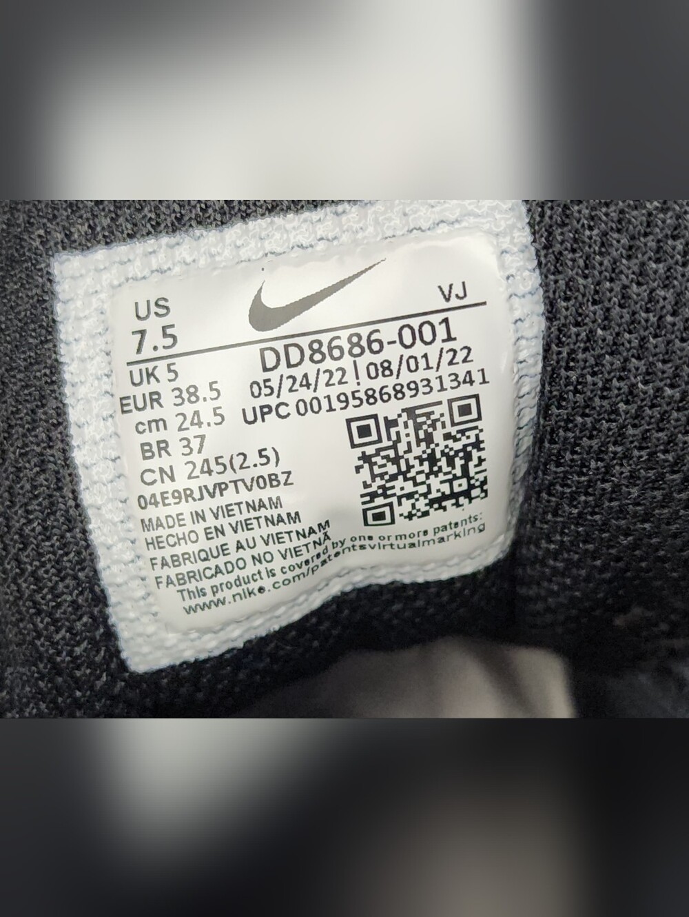 Nike Air Zoom Winflo 9 'Black Dark Smoke Grey', Womens 7.5 - Picture 9 of 9